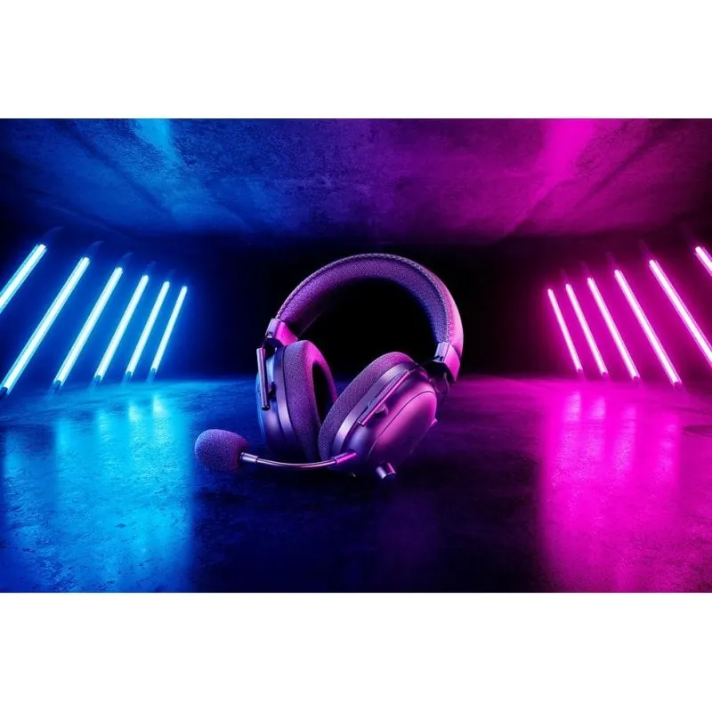 Auriculares Razer BlackShark V2 Pro inalámbricos Bluetooth Gaming con Cancelación de Ruido THX Spatial Audio negros RZ04-04530300-R3M1